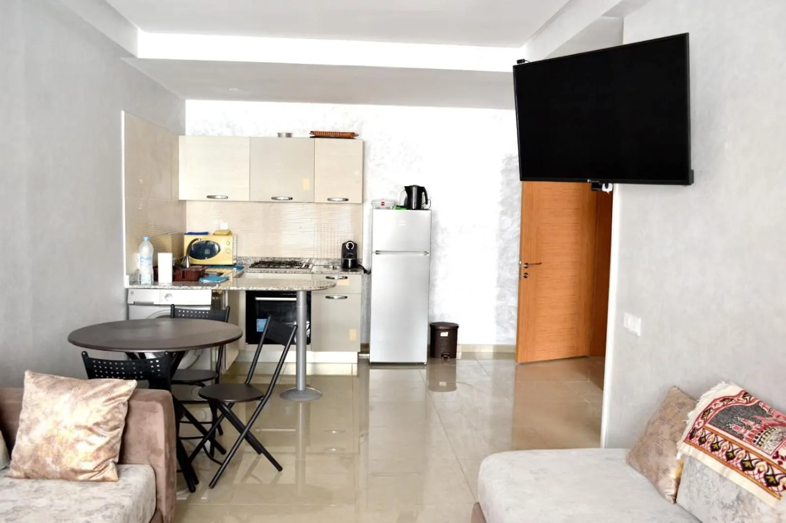 Agadir Gem: Luxurious Apartment With Pool And Panoramic Views